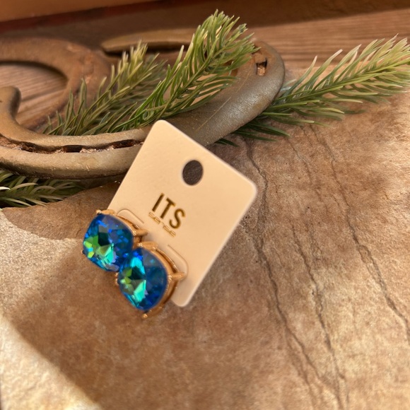 Blue and Gold Cushion-Cut Gemstone Earrings - Picture 5 of 8